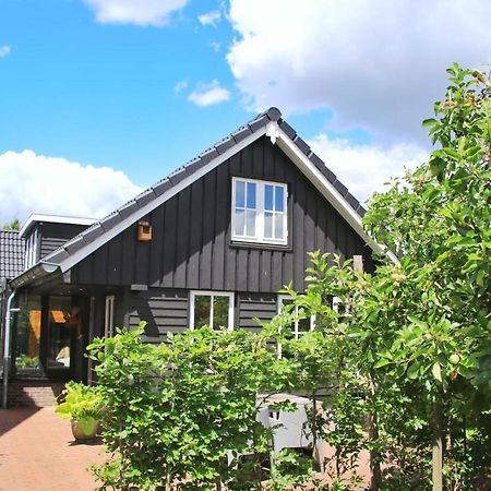 Uniek Houten Huis Nabij Bos En Plassen Hollandsche Rading Esterno foto