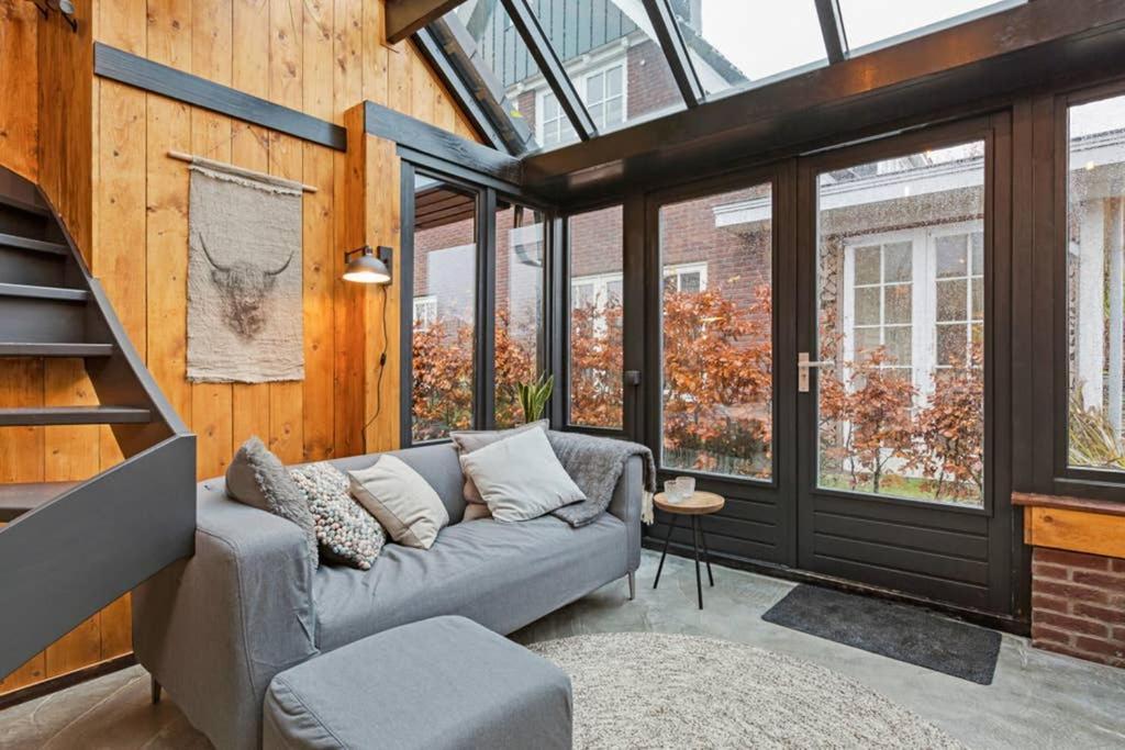 Uniek Houten Huis Nabij Bos En Plassen Hollandsche Rading Esterno foto
